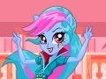                                                                     Equestria Girls: Rainbow Dash Spirit School Style קחשמ