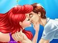                                                                       Ariel Prince Eric Kissing Underwater ליּפש