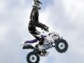                                                                     ATV Cross: Canada קחשמ