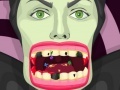                                                                     Maleficent Bad Teeth קחשמ