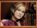                                                                     Image Disorder Julia Stiles קחשמ