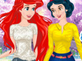                                                                     Ariel and Snow White BFFS קחשמ